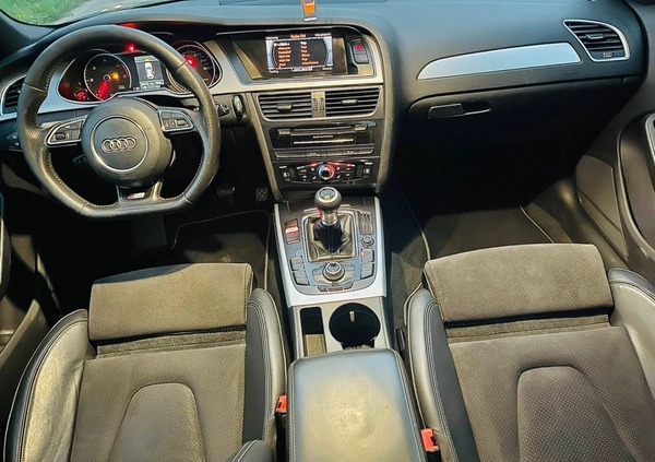 Audi A4 cena 49900 przebieg: 255000, rok produkcji 2014 z Wejherowo małe 529